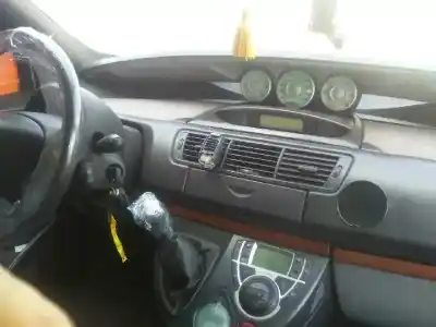 Scrapping Vehicle citroen c8 2.0 hdi fap cat of the year 2002 powered rht