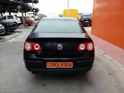 Veículo de Sucata volkswagen passat b6 (3c2) 2.0 tdi do ano 2010 alimentado cbdc