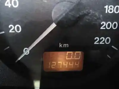 Scrapping Vehicle opel zafira a 1.6 16v of the year 1999 powered x16xel