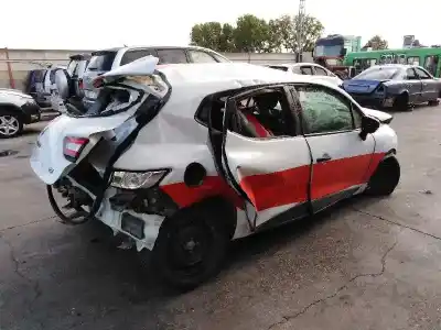 Veículo de Sucata renault clio iv (bh_) 1.5 dci 90 do ano 2017 alimentado k9k628