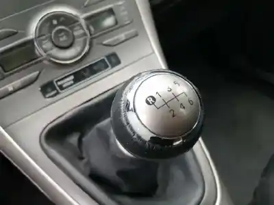 Veículo de Sucata toyota auris 2.0 d-4d cat do ano 2007 alimentado 1ad