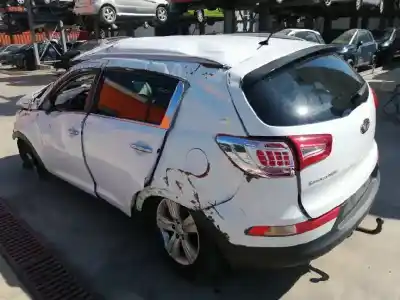Veículo de Sucata kia sportage iii (sl) 1.7 crdi do ano 2013 alimentado d4fd