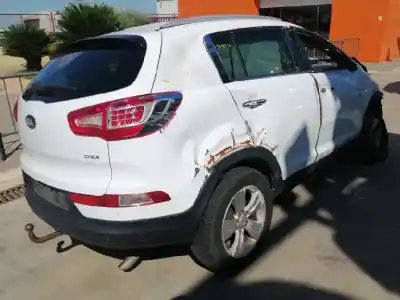 Veículo de Sucata kia sportage iii (sl) 1.7 crdi do ano 2013 alimentado d4fd