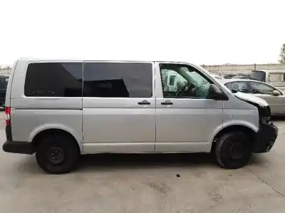 Veículo de Sucata VOLKSWAGEN T5 TRANSPORTER (7E) 2.0 TDI do ano 2014 alimentado CAAC