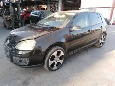 Veículo de Sucata volkswagen golf v berlina (1k1) 1.9 tdi do ano 2004 alimentado bkc