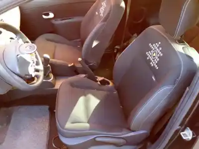 Veículo de Sucata renault clio iii yahoo do ano 2011 alimentado k9k770