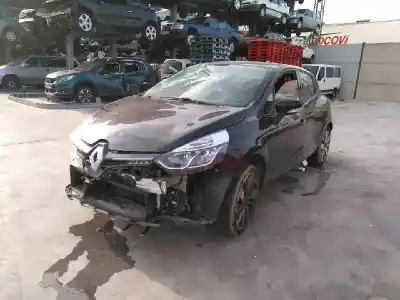 Здавання транспортного засобу renault clio iv technofeel року 2015 потужний h4b400