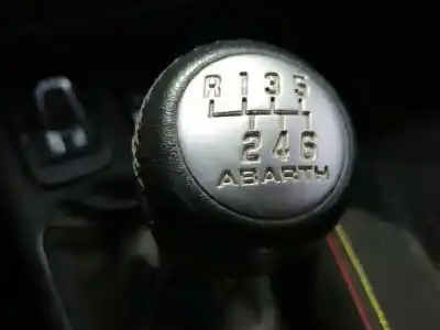 Veicolo di demolizione abarth punto evo 1.4 (199.axx1b) dell'anno 2011 alimentato 955a8000