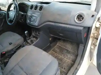 Veículo de Sucata ford tourneo connect (tc7) 1.8 tdci cat do ano 2010 alimentado r3pa