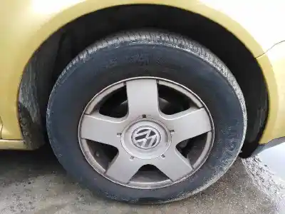 Veículo de Sucata volkswagen golf iv (1j1) 1.6 do ano 1999 alimentado akl