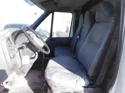 Veicolo di demolizione ford transit caja cerrada, larga (fy) (2000 =>) 2.4 tde cat dell'anno 2001 alimentato d2fa