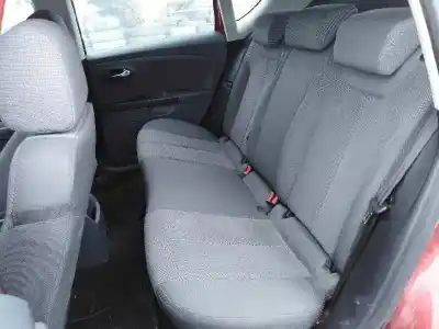 Veicolo di demolizione seat leon (1p1) 1.9 tdi dell'anno 2005 alimentato bkc