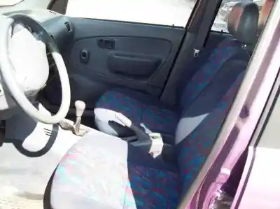 Veicolo di demolizione daihatsu terios (j100) cx dell'anno 1998 alimentato hc