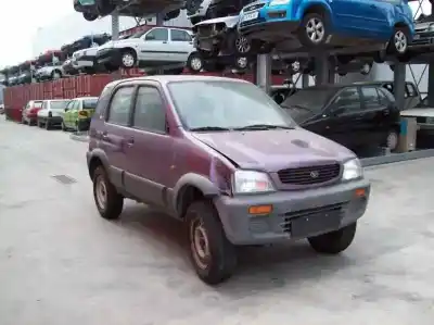 Veicolo di demolizione daihatsu terios (j100) cx dell'anno 1998 alimentato hc