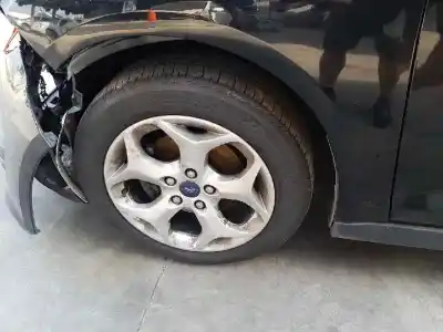 Vehicul casat ford c-max (ceu) trend al anului 2013 alimentat t3da