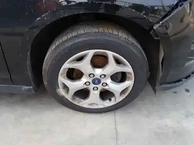 Vehicul casat ford c-max (ceu) trend al anului 2013 alimentat t3da