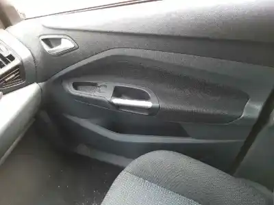 Vehicul casat ford c-max (ceu) trend al anului 2013 alimentat t3da