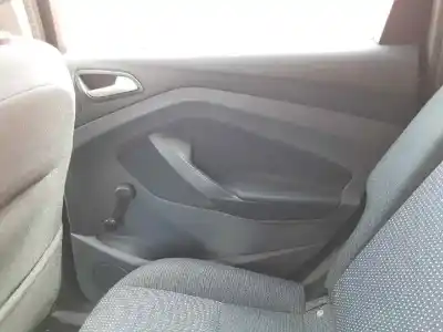 Vehicul casat ford c-max (ceu) trend al anului 2013 alimentat t3da