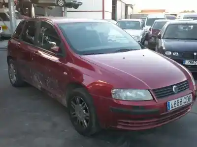 Veicolo di demolizione FIAT STILO (192) 1.9 JTD CAT dell'anno 2003 alimentato 192A1000