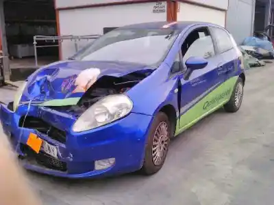 Vehicul casat fiat grande punto (199_) 1.3 d multijet al anului 2006 alimentat 199a2000