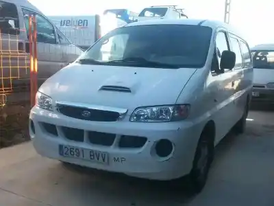 Veículo de Sucata HYUNDAI H 1 H 1 Furg.caja cerr.c. puerta do ano 2002 alimentado D4BH
