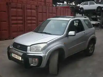 Veículo de Sucata toyota rav 4 ii (_a2_) 2.0 4wd (aca21, aca20) do ano 2002 alimentado 1azfe