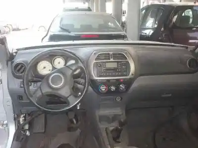Veículo de Sucata toyota rav 4 ii (_a2_) 2.0 4wd (aca21, aca20) do ano 2002 alimentado 1azfe