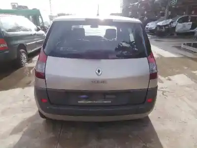 Veículo de Sucata renault scenic ii 1.5 dci diesel do ano 2005 alimentado k9k732