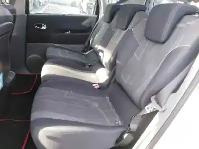 Veículo de Sucata renault scenic ii 1.5 dci diesel do ano 2005 alimentado k9k732