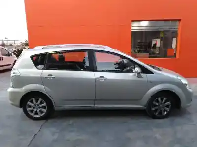 Vehicul casat toyota corolla verso (r1) 2.2 d-4d sol al anului 2005 alimentat 2adftv