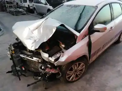 Verschrottungsfahrzeug ford focus iii 1.6 tdci des jahres 2013 angetrieben t1da