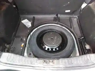 Verschrottungsfahrzeug ford focus iii 1.6 tdci des jahres 2013 angetrieben t1da