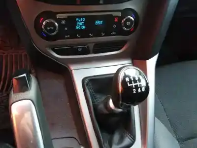 Verschrottungsfahrzeug ford focus iii 1.6 tdci des jahres 2013 angetrieben t1da