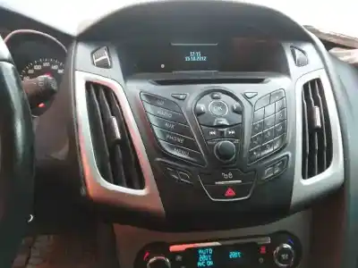 Verschrottungsfahrzeug ford focus iii 1.6 tdci des jahres 2013 angetrieben t1da