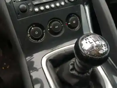 Veicolo di demolizione peugeot 3008 i monospace (0u_) 1.6 hdi dell'anno 2011 alimentato 9h05