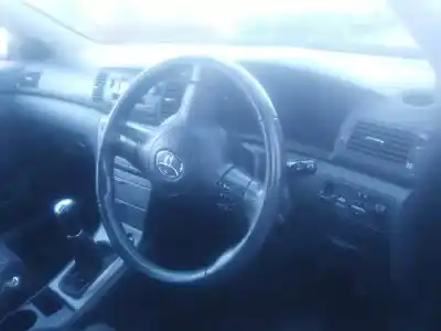 Veículo de Sucata toyota corolla (_e12_) 1.4 vvt-i (zze120_) do ano 2006 alimentado 4zzfe