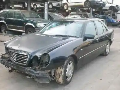 Veículo de Sucata mercedes-benz clase e (w210) e 300 turbo-d (210.025) do ano 1998 alimentado 606962