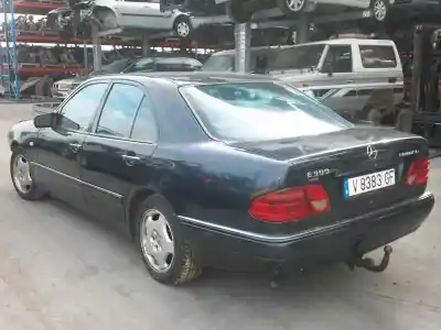 Veículo de Sucata mercedes-benz clase e (w210) e 300 turbo-d (210.025) do ano 1998 alimentado 606962