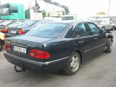 Veículo de Sucata mercedes-benz clase e (w210) e 300 turbo-d (210.025) do ano 1998 alimentado 606962