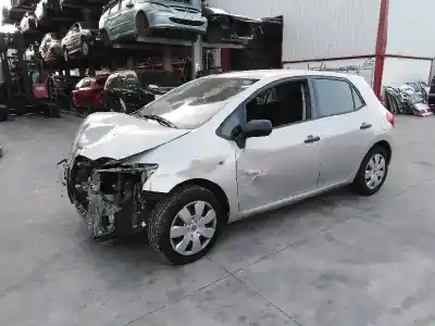 Veículo de Sucata toyota auris (_e15_) 1.4 d-4d (nde150_) do ano 2008 alimentado 1nd-tv