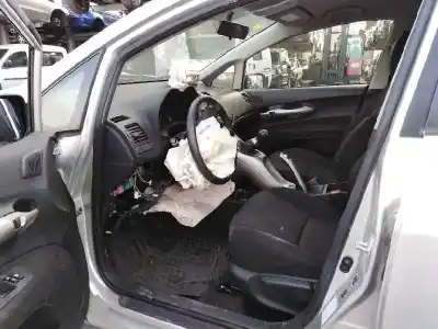 Veículo de Sucata toyota auris (_e15_) 1.4 d-4d (nde150_) do ano 2008 alimentado 1nd-tv