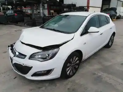 Veículo de Sucata opel astra j (p10) 1.7 cdti (68) do ano 2012 alimentado a17dts