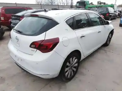 Veículo de Sucata opel astra j (p10) 1.7 cdti (68) do ano 2012 alimentado a17dts