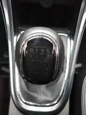 Veículo de Sucata opel astra j (p10) 1.7 cdti (68) do ano 2012 alimentado a17dts