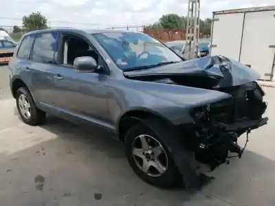 Scrapping Vehicle volkswagen touareg (7la) 3.2 v6 24v of the year 2003 powered azz