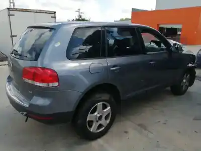 Scrapping Vehicle volkswagen touareg (7la) 3.2 v6 24v of the year 2003 powered azz