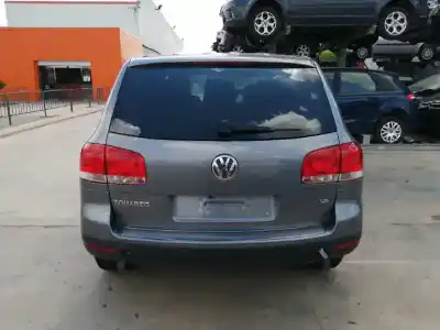 Scrapping Vehicle volkswagen touareg (7la) 3.2 v6 24v of the year 2003 powered azz