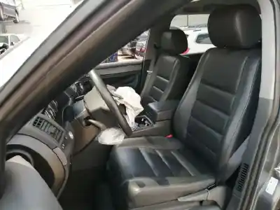 Scrapping Vehicle volkswagen touareg (7la) 3.2 v6 24v of the year 2003 powered azz