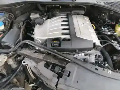 Scrapping Vehicle volkswagen touareg (7la) 3.2 v6 24v of the year 2003 powered azz