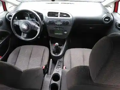 Veicolo di demolizione seat leon (1p1) 1.9 tdi dell'anno 2006 alimentato bxe